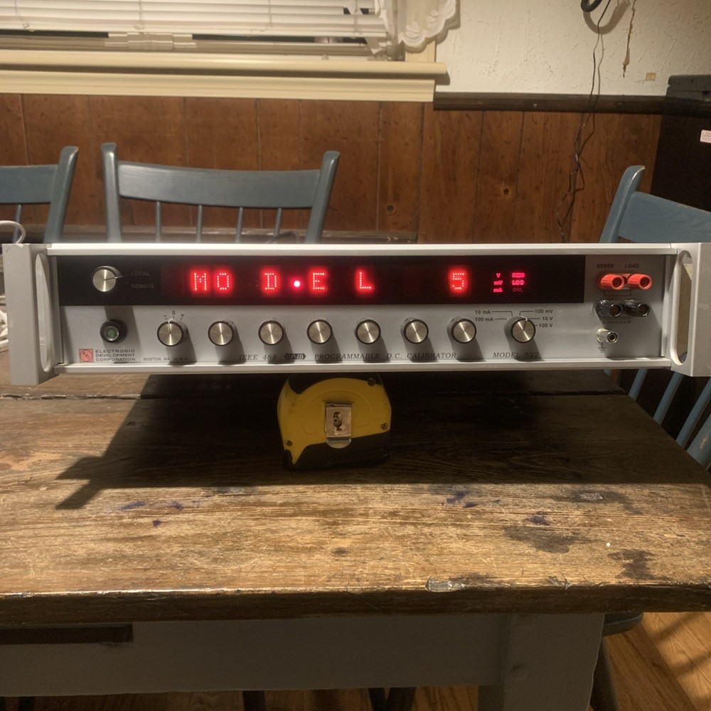 Electronic Development Corporation Programmable DC Calibrator Model 522
