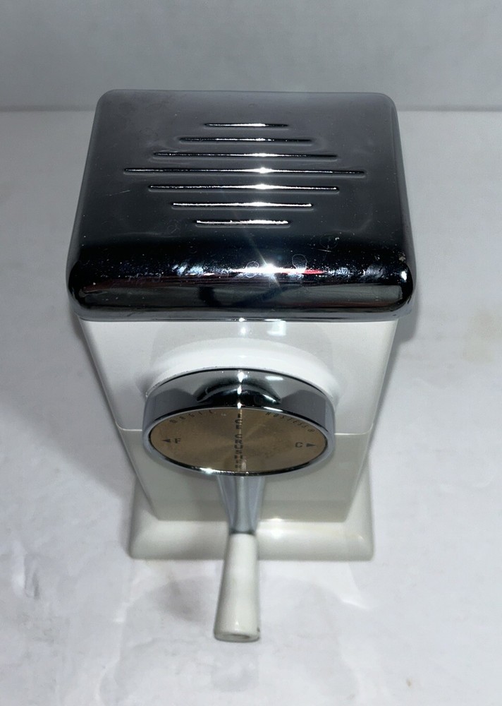 Magic Hostess Ice Crusher ~ Table Top Or Wall Mount EUC Vintage