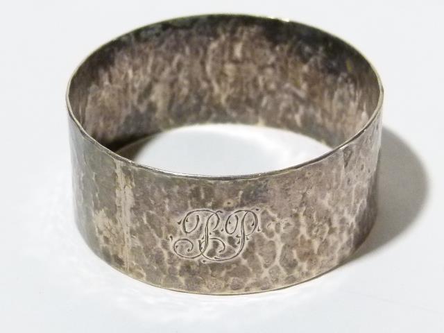 Antique Solid Silver Napkin Ring 1933 with Hammered Pattern and JP Initials