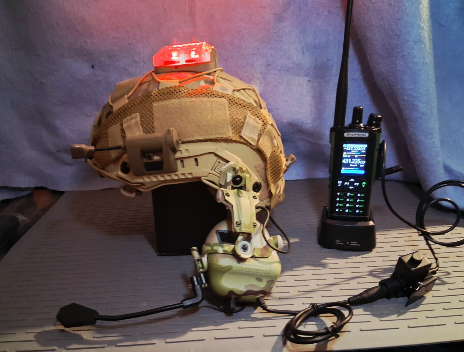 NIJ IIIA Ballistic Helmet + UV-32 RADIO MULTICAM F30 COMM NAV LIGHT IR IFF PTT