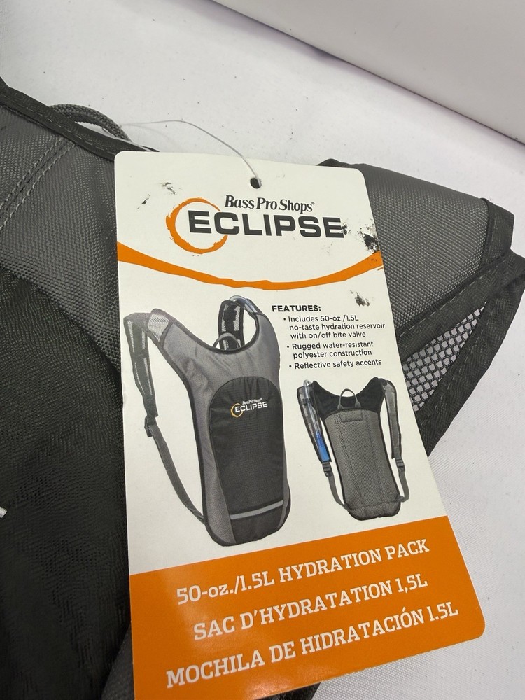 Bass Pro Shops Eclipse 1.5L Hydration Pack Gray New