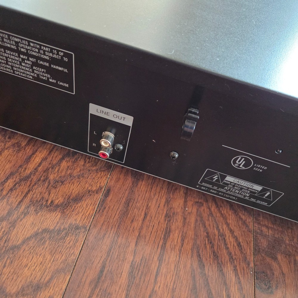 Sony CDP-C335 Compact 5 Disc CD Player - Tested Working