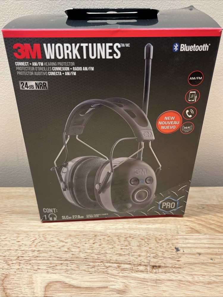 3M WorkTunes Connect + AM/FM Hearing Protector with Bluetooth®Technology