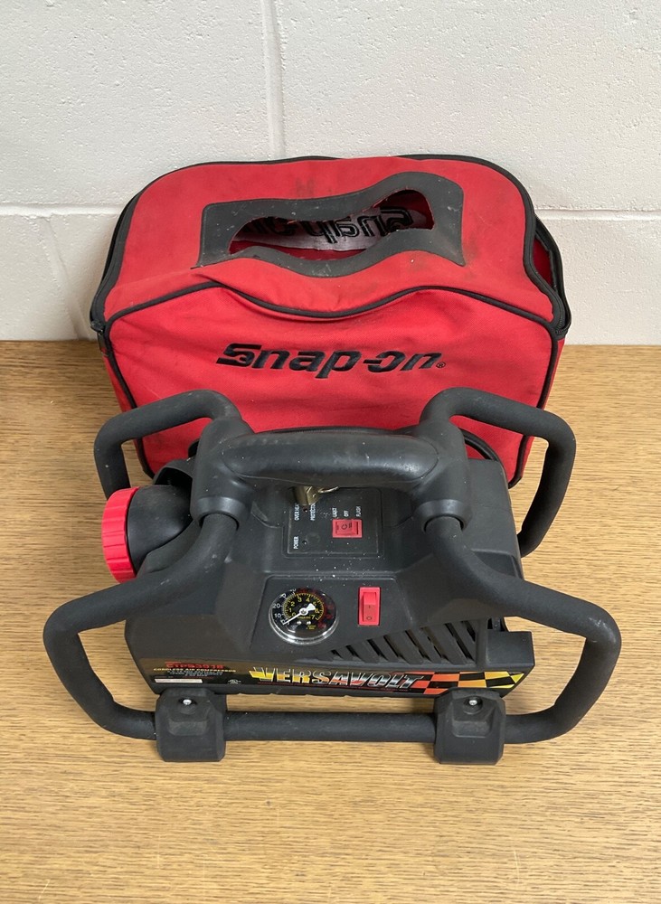 Snap-On Versavolt Model CTPS3918 Cordless Air Compressor & Case & Light