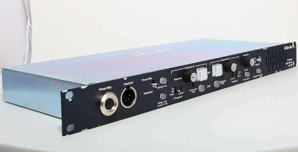 Used ClearCom Encore MS702 MS-702 Wired Intercom Rack Mount Main Base Station