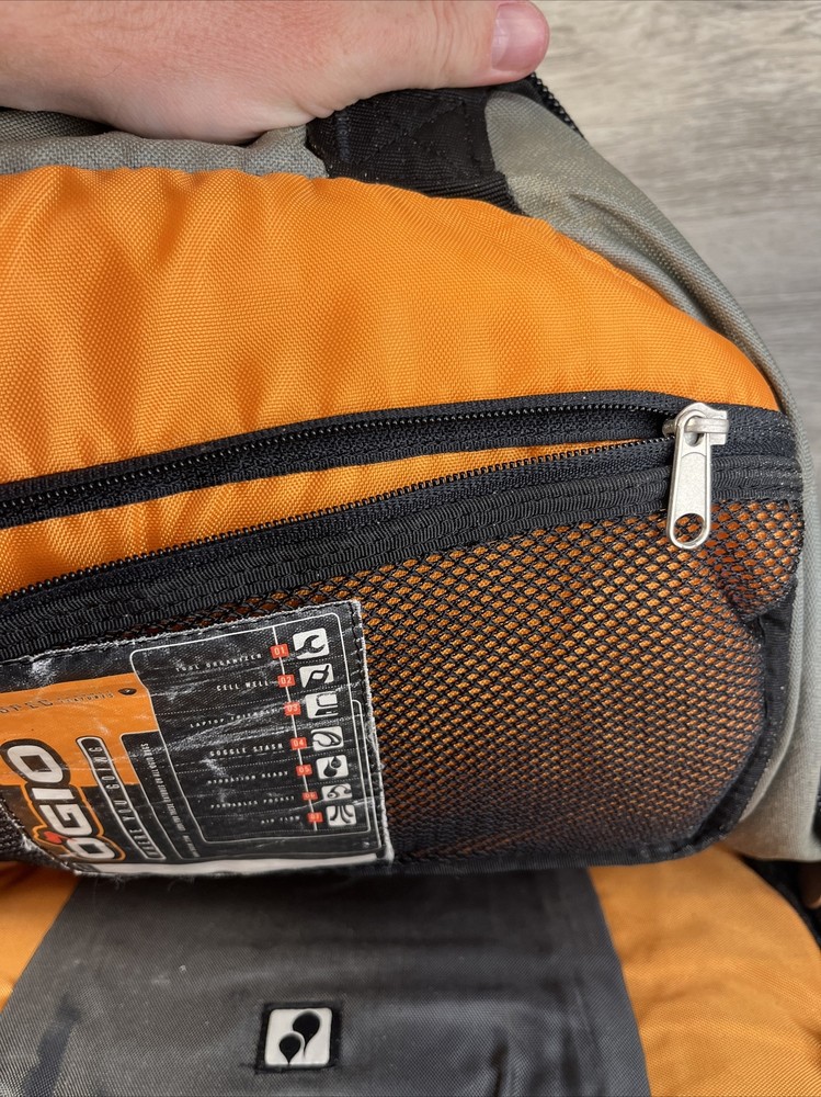 Ogio Recon Backpack Hiking Tek Spec Straps Pockets 2003 VGUC