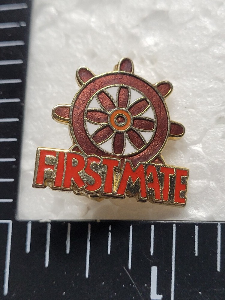 FIRSTMATE HAT LAPEL PIN PIN BACK USED (Y2540)