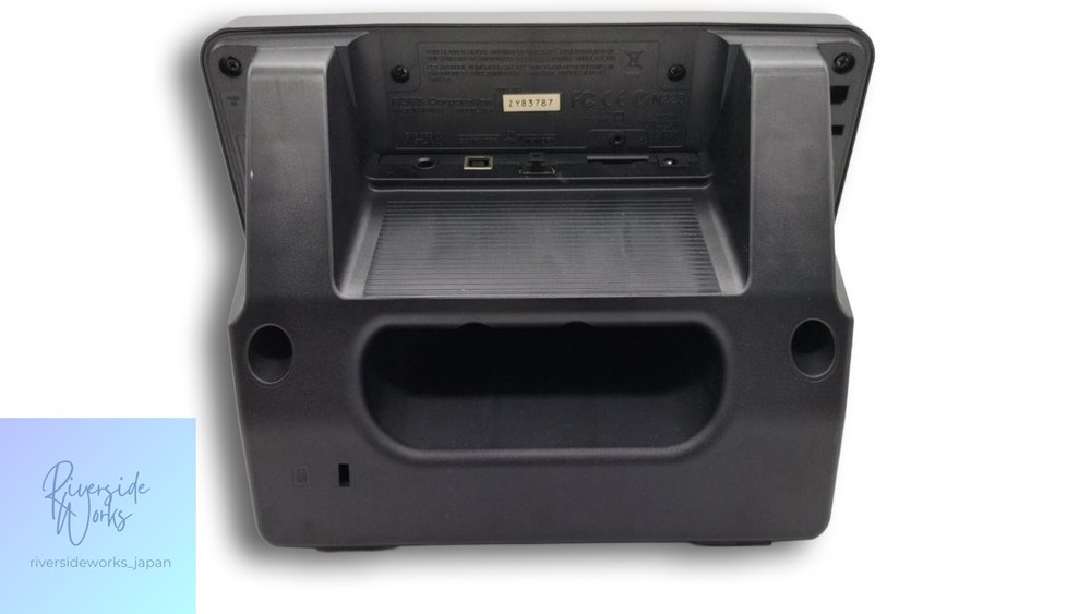 BOSS JS-8 Multi-Effects Processor for Guitar and Bass