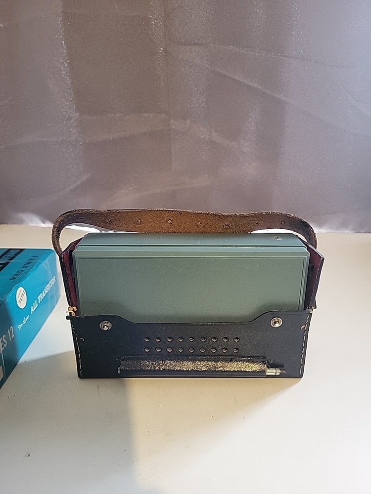 Solid state 9 Two wave radio see description