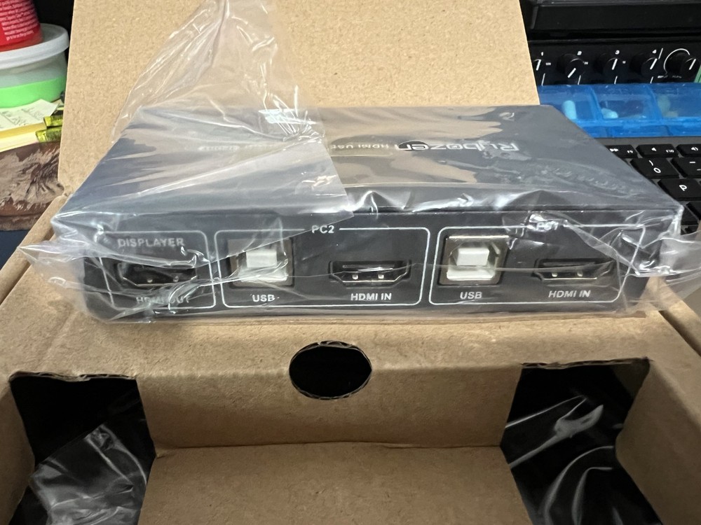 Rybozen HDMI USB KVM Switch
