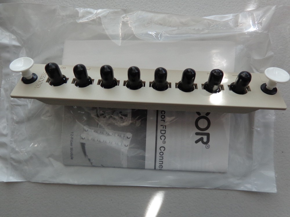 Siecor FDC-CP8P-25 - Panel Insert with 8 PST Sleeves INST