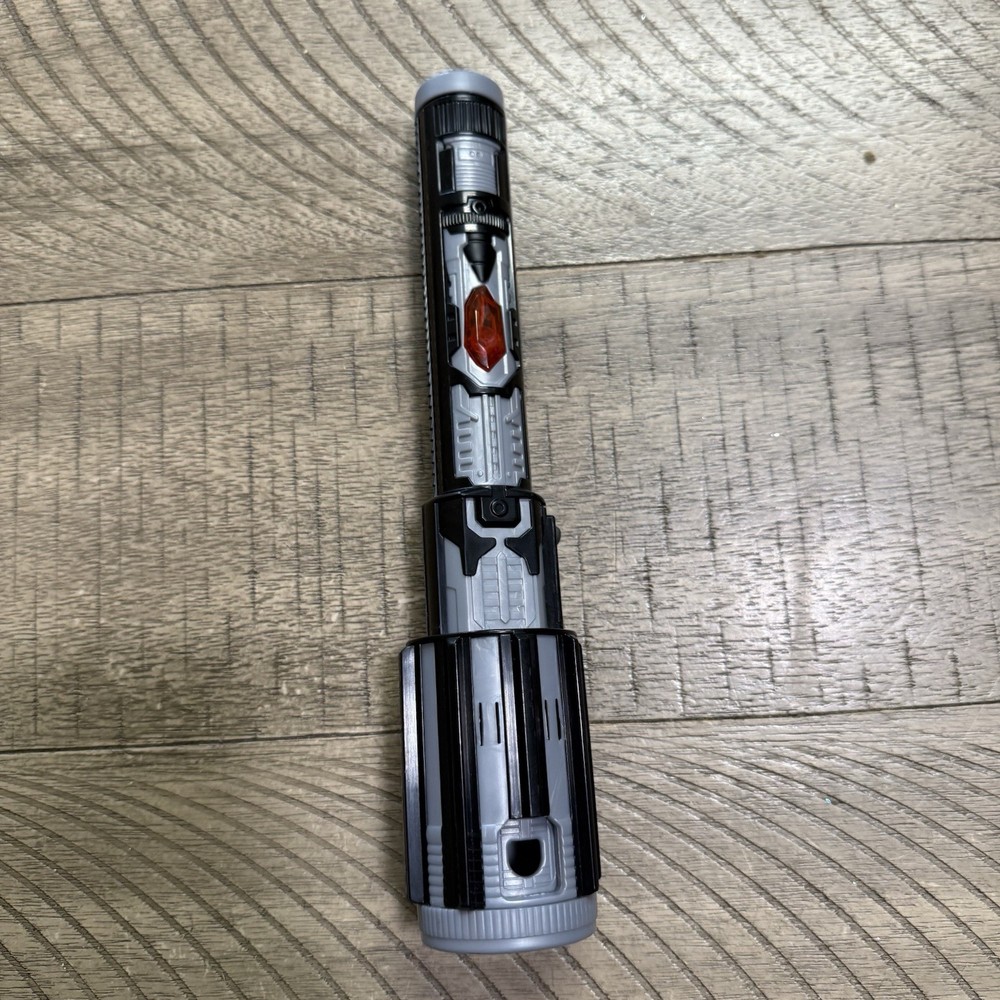 2021 Hasbro Star Wars Darth Vader Red Lightsaber Forge