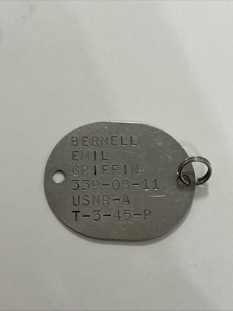 WWII 1945 Navy Dog Tag T-3-45-P ——(P)
