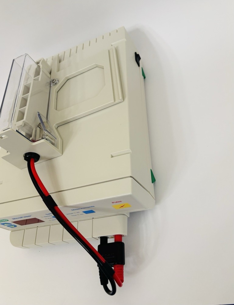 Bio Rad MicroPulser Electroporator