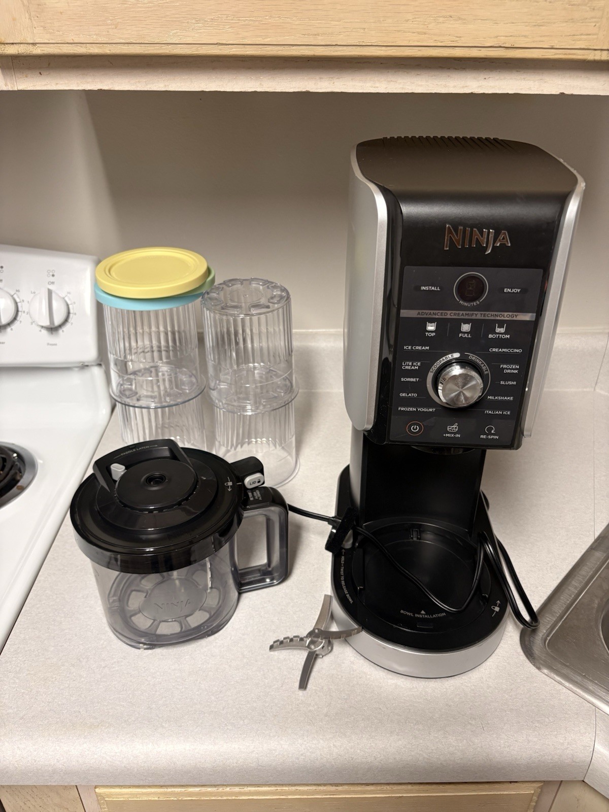 Ninja Creamie Deluxe Ice Cream Maker