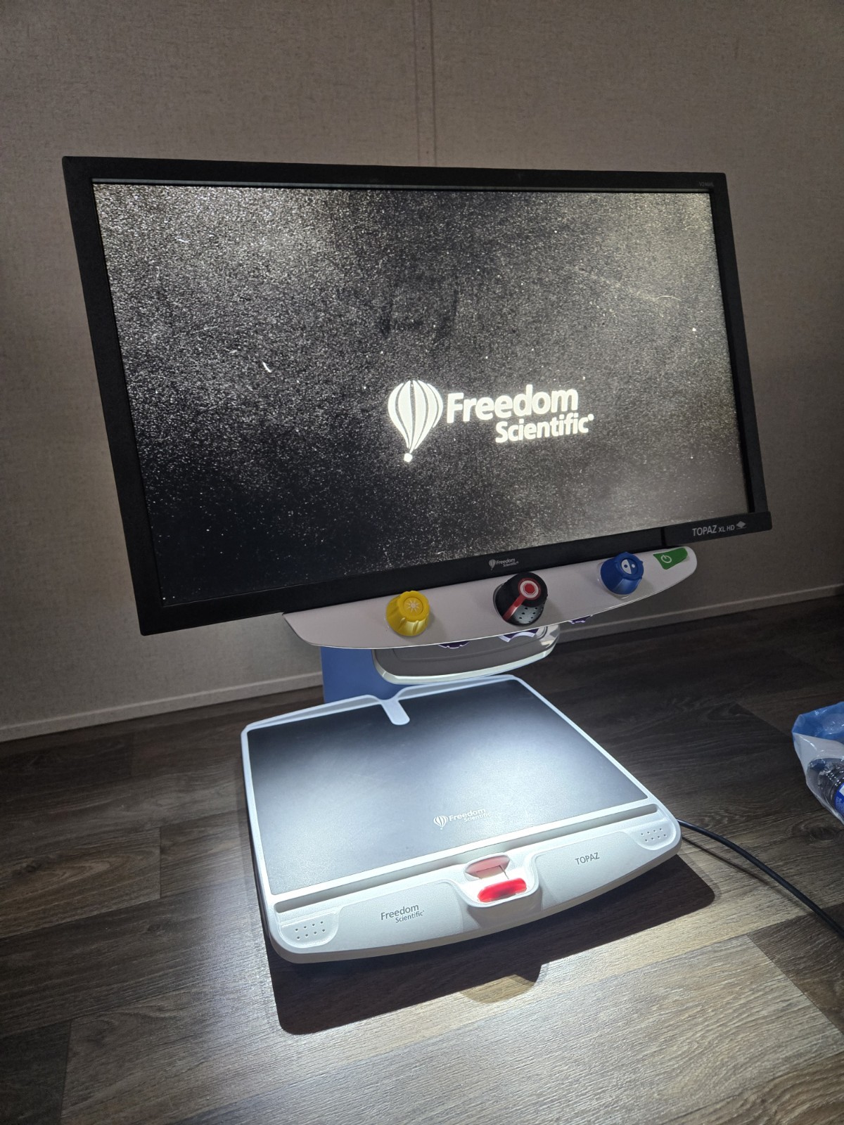 Freedom Scientific Topaz XL HD Video Magnifier 24" *please read description*