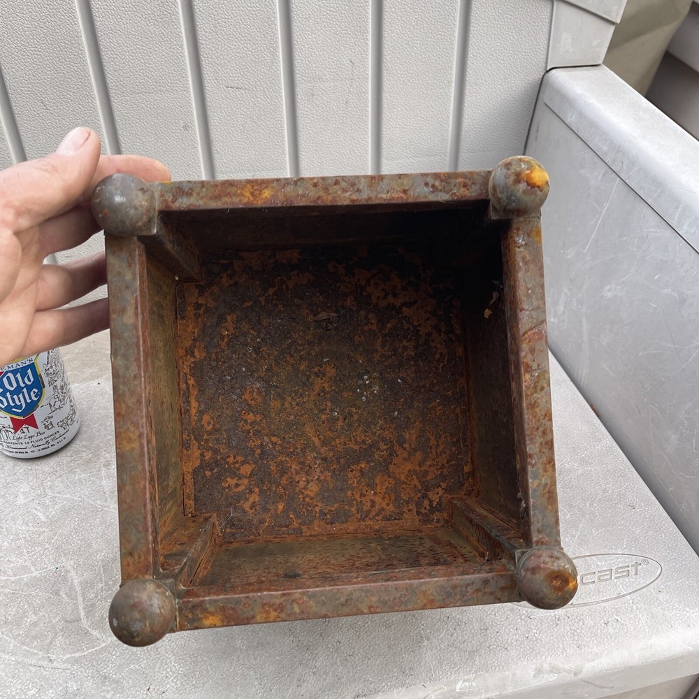 Rustic jayson home & garden metal planter
