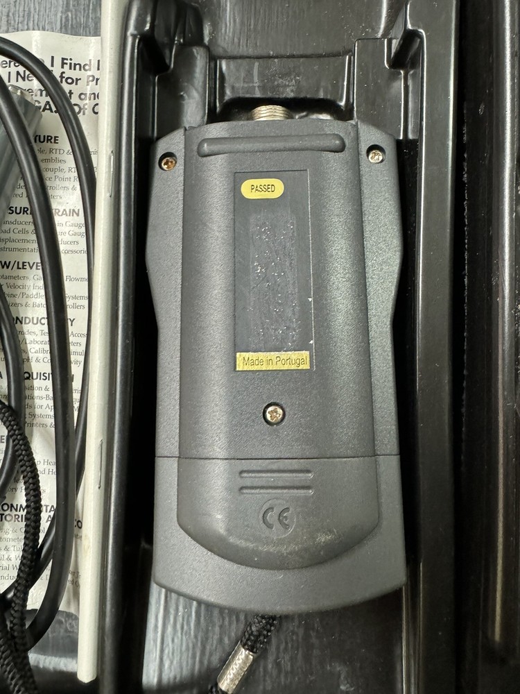 Omega CDH-933 Multi-Range Conductivity Meter w/ Case & Manual