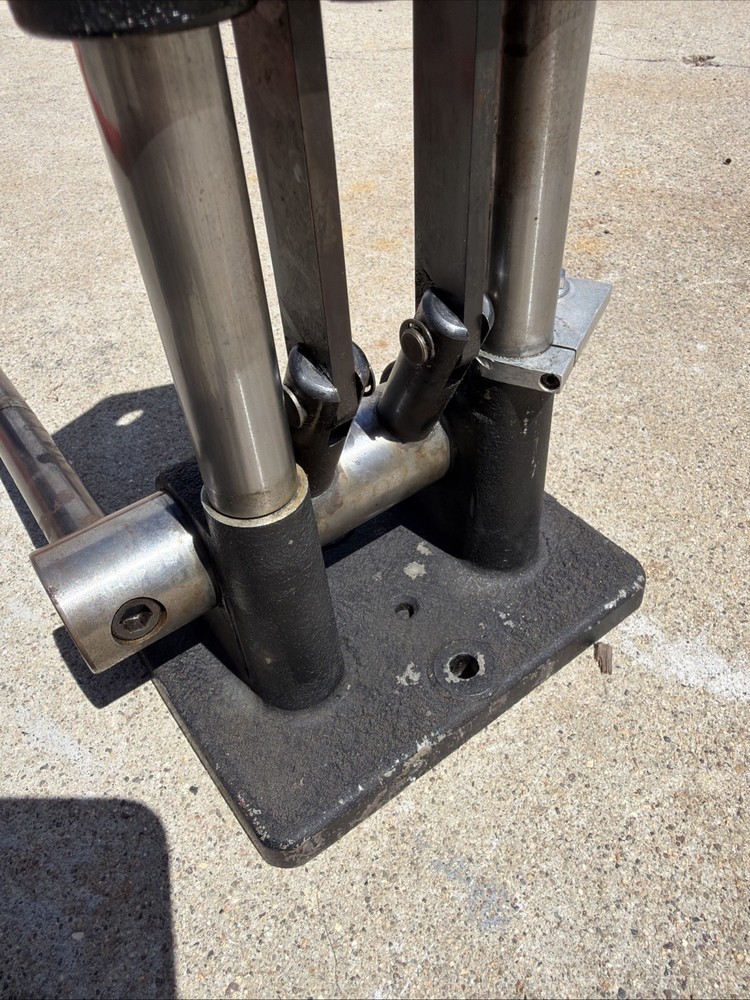 CH RELOADING PRESS - MODEL NO 444 C&H