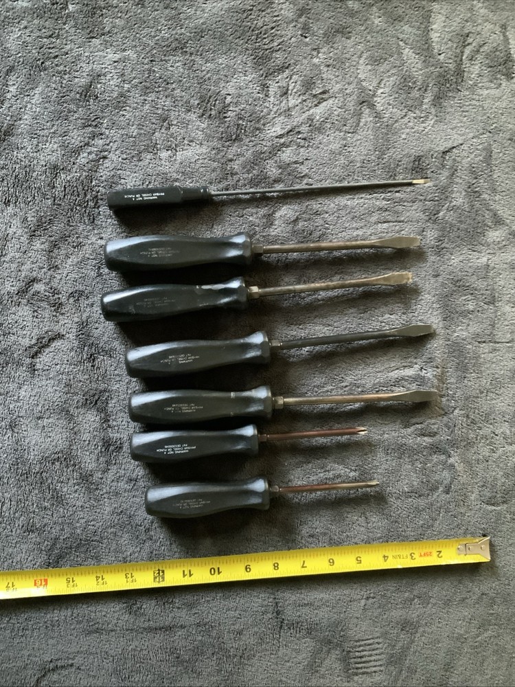 Snap On 7pc Screwdriver Set, Mixed Lot, See Pics….used…..surface Rust On Some