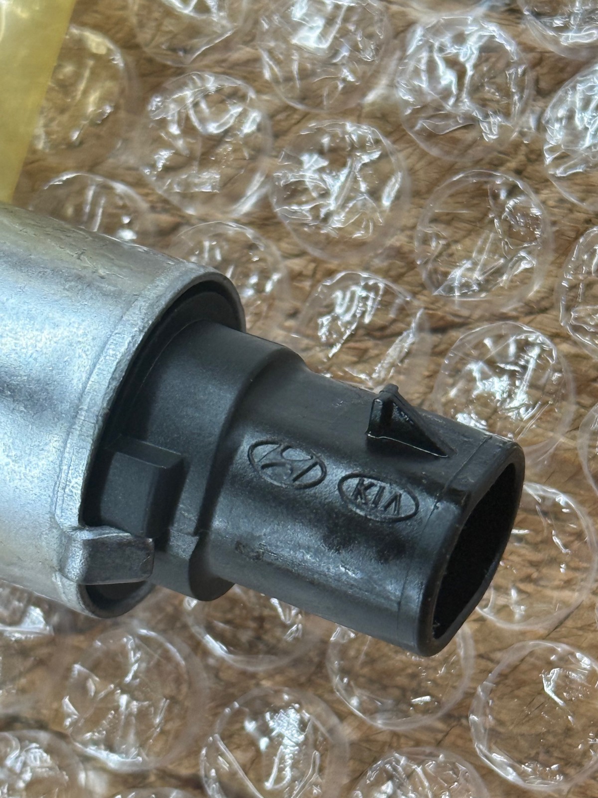 INTAKE OIL CONTROL VALVE FITS 2011-2024 HYUNDAI & KIA 24355-2E100 918034 OEM