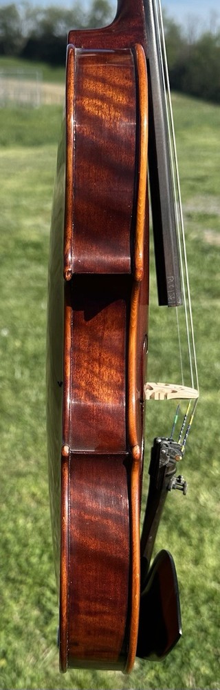 Beautiful Sounding Guarneri Model Violin 2-Pc Flamed Back