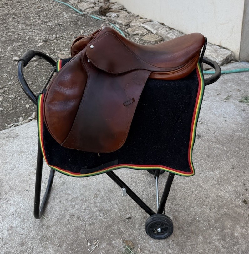 Devoucoux Socoa Saddle 17.5” 2005