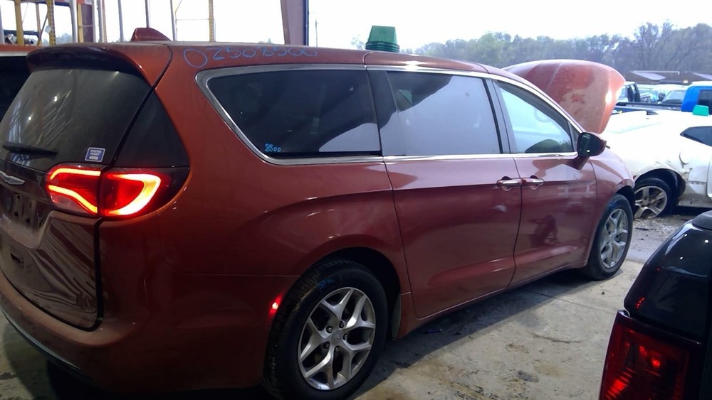 Used Floor Jack fits: 2018 Chrysler Pacifica Grade A