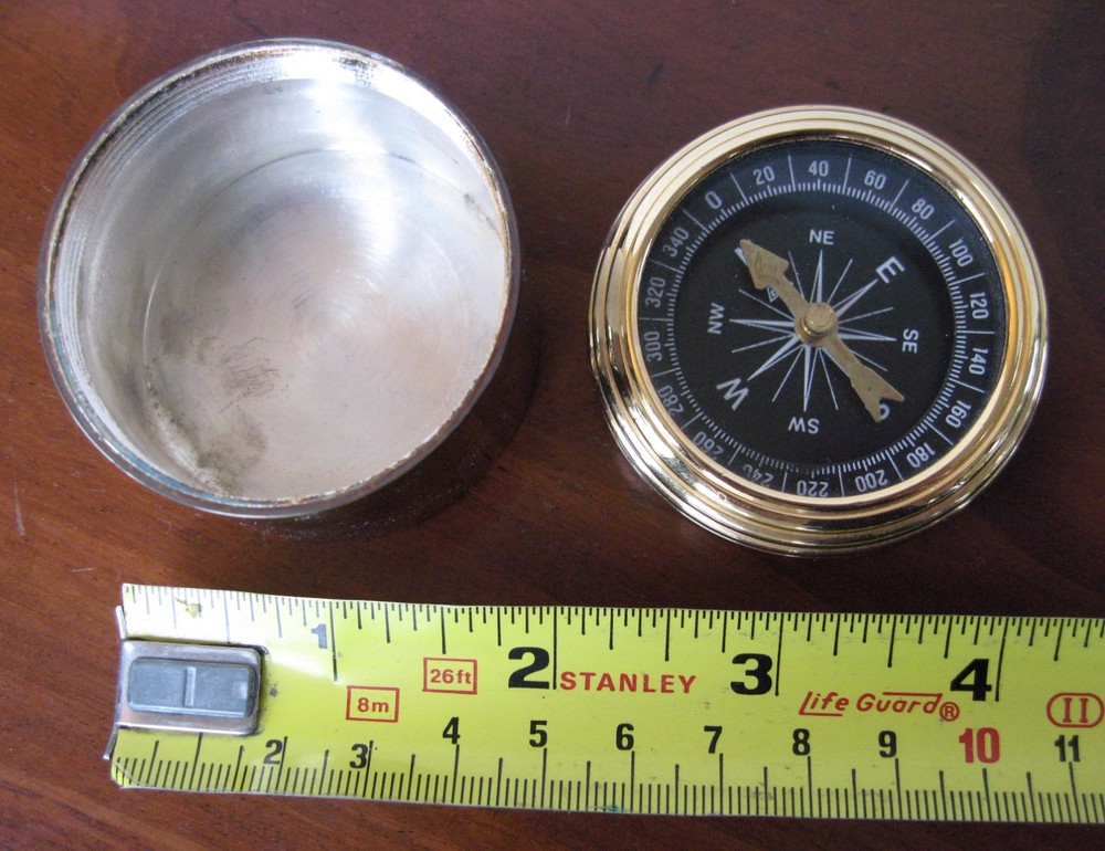 Silver Plated Desk Decorative Ornamental Compass with a small inside compartment