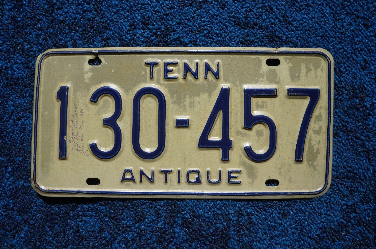 Tennessee ANTIQUE VEHICLE License Plate