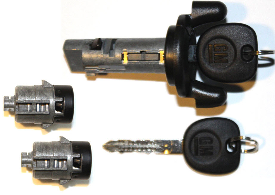 NEW GMC GM OEM IGNITION KEY SWITCH LOCK CYLINDER + 2 DOOR LOCK CYLINDER + 2 KEYS