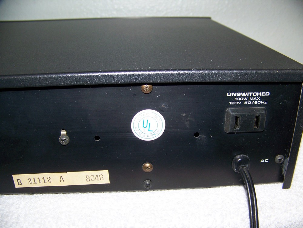 Fisher Graphic Equalizer EQ-2322