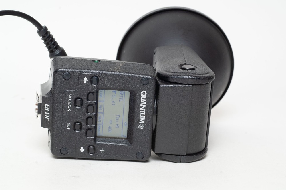 Minty Quantum Qflash QF8C TRIO Basic Shoe-Mount Camera Flash for Canon Cameras