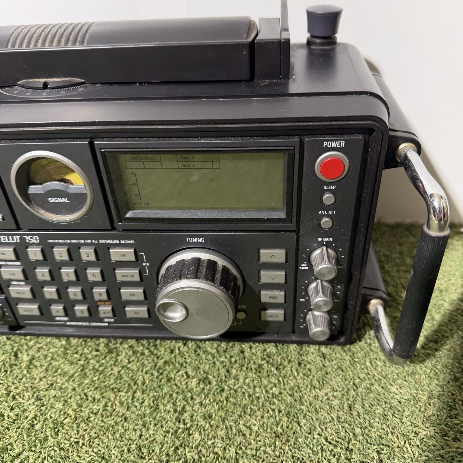 Grundig SATELLIT 750 AM/FM-/SW/AW BAND RADIO Single Side Band W/ Power Cord