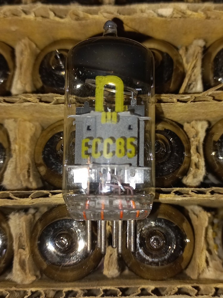 RFT ECC85 6AQ8 Tube
