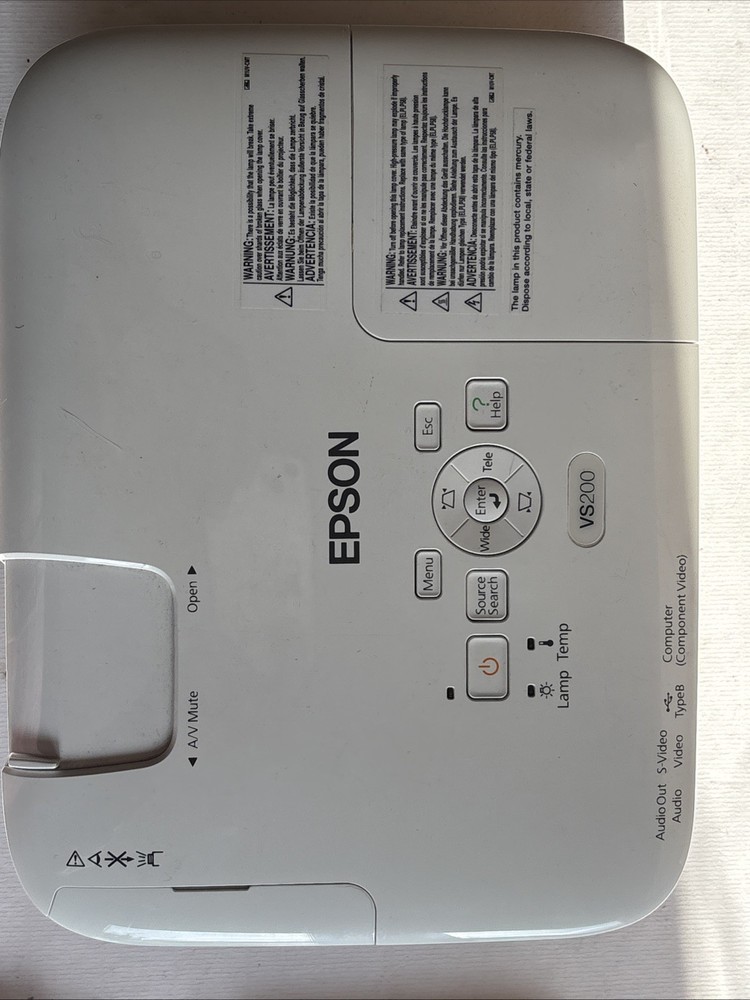 Epson VS200 Model H391A LCD Desktop Projector w/remote