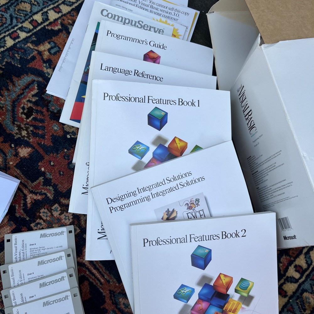 1994 Microsoft Visual Professional Edition + 3 Reference Manuals Lot Software