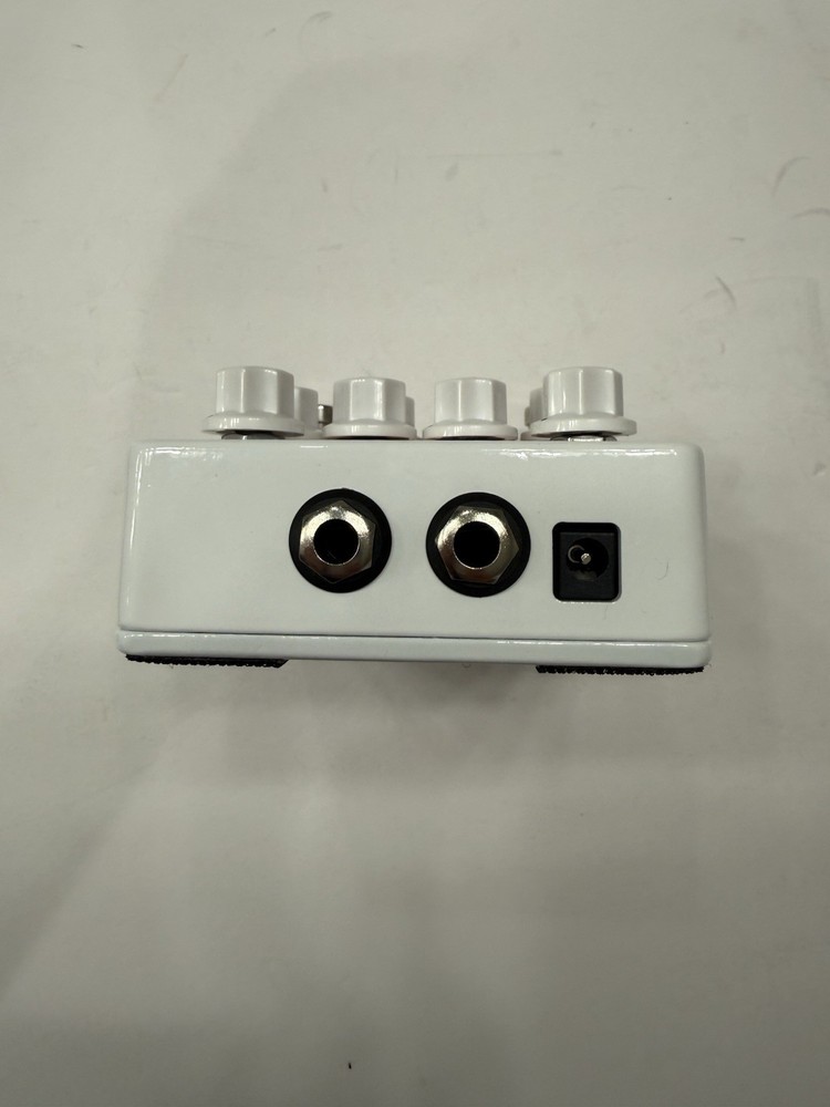 Keeley Electronics Caverns V2 Reverb Delay Digital Guitar Effect Pedal