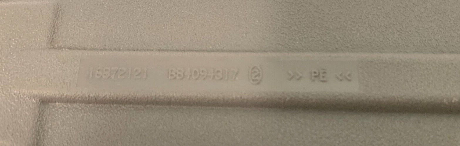 03-10 Chevy Express GMC Savana LF Drivers Side Seat Belt Buckle Latch Receiver