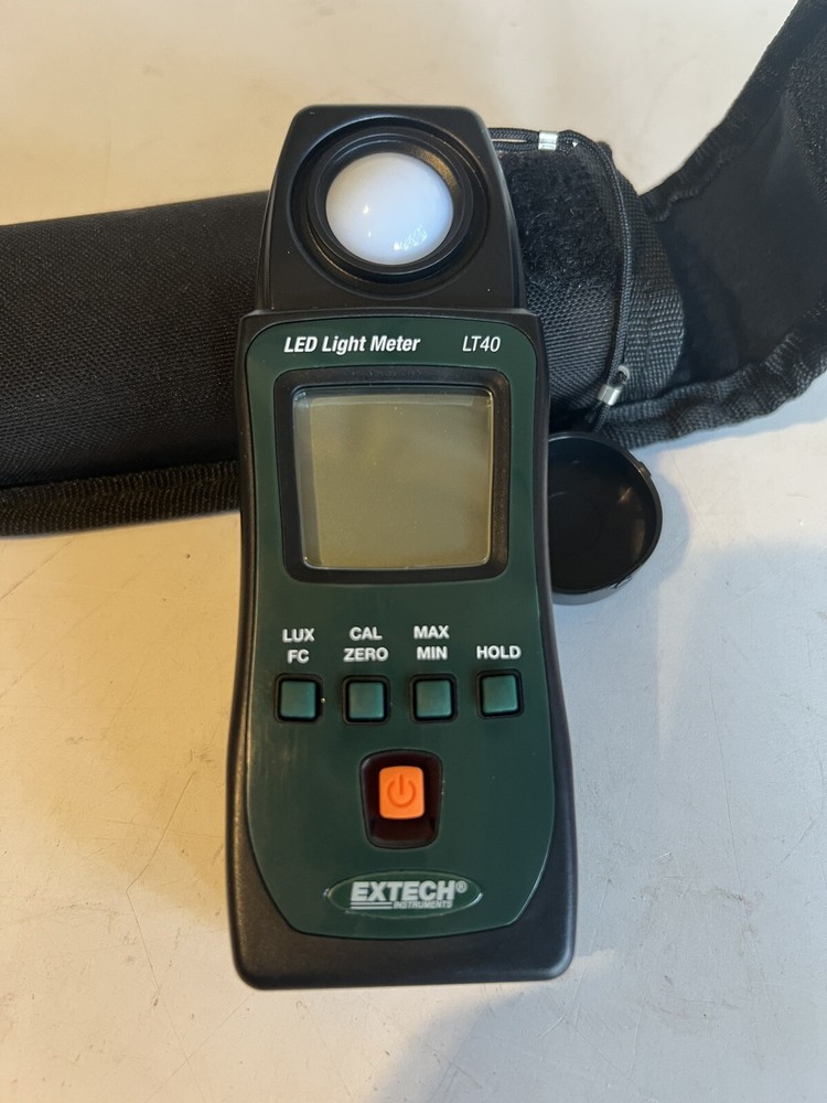 Extech LT40 LED Light Meter With Carrying Case High Accuracy Device