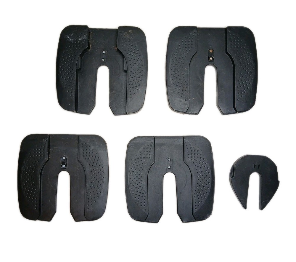 Assortment Of Bowflex SelectTech 560 Dumbbell Replacement Plate Weights