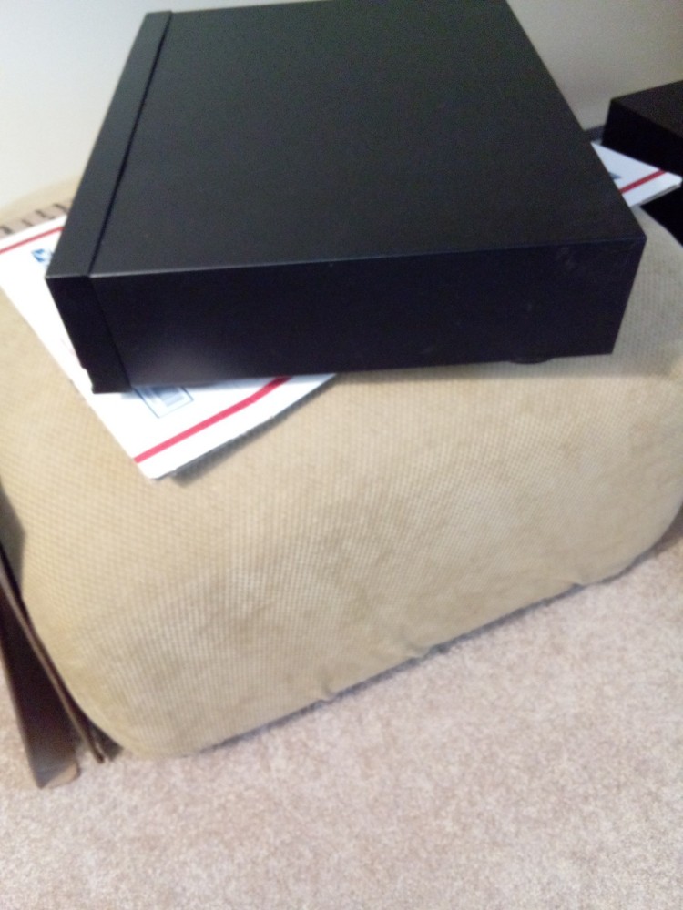 Yamaha CDX 500U CD Player Professionally Serviced w/Remote. Fully functioning.