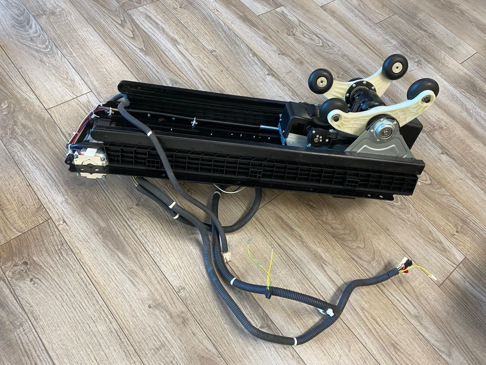 OEM Human Touch iJoy HT 5270 Massage Chair Recliner Robot Massaging Assembly