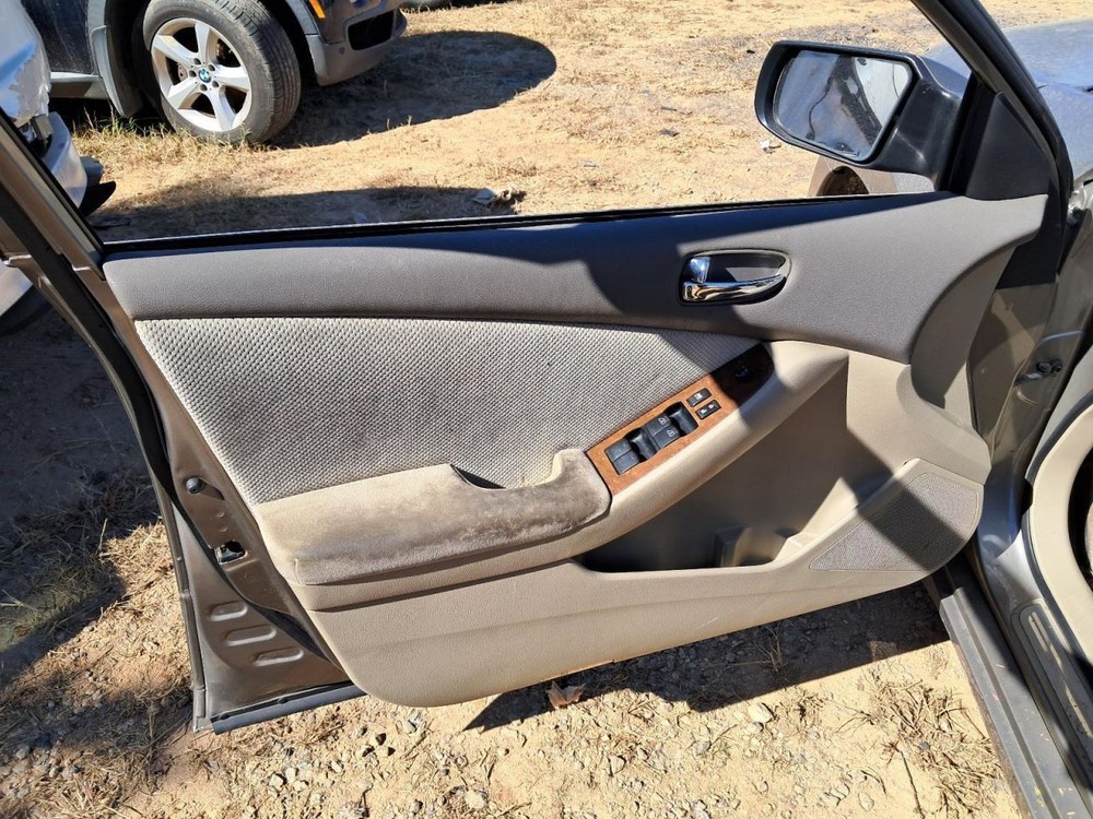 ALTIMA 2007 Glove Box 4833859