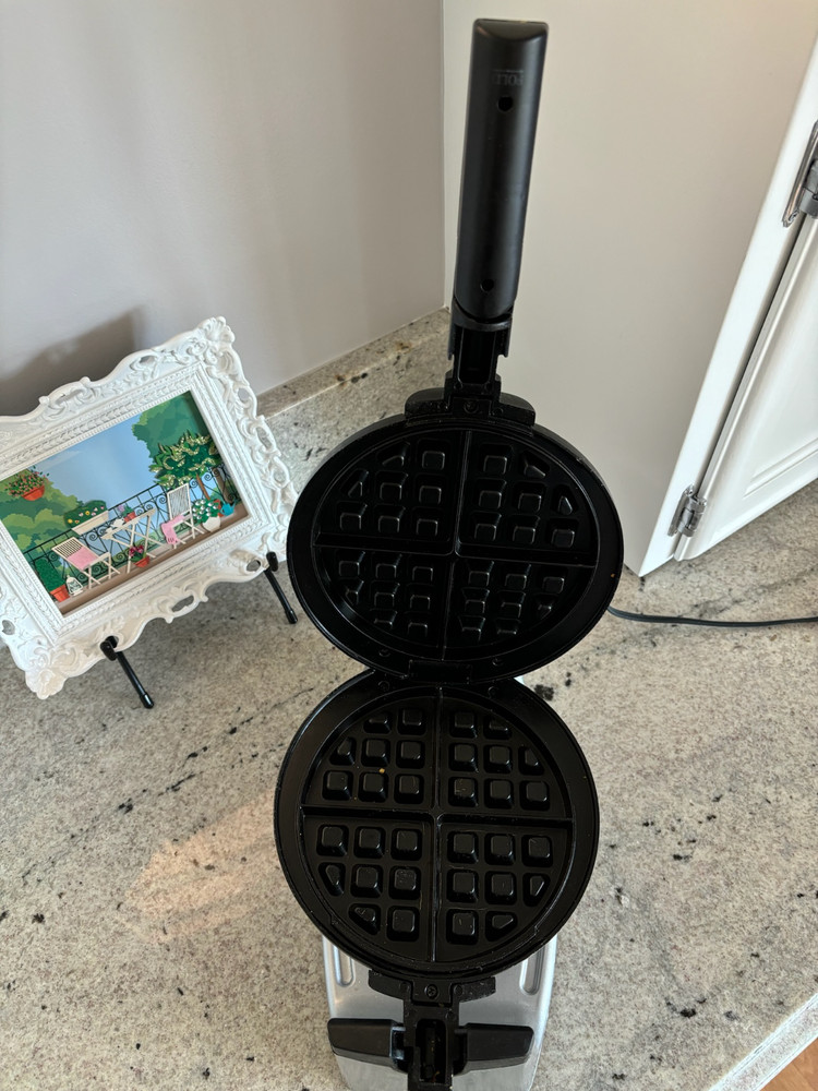 Crofton Rotating Belgian Waffle Maker Non-Stick Tested Works