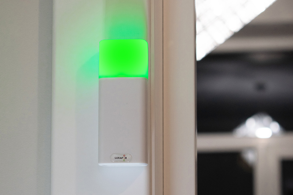 Luxafor Bluetooth PRO - Wireless LED Busy Light for the offise