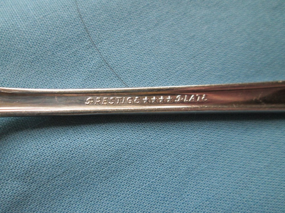 Oneida Prestige Plate Silverplate Flatware Serving Fork 8 1/2" 1945