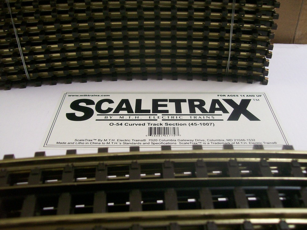 Brand New MTH # 45-1007 Complete Circle 0-54 Solid Nickel Rail ( 16 Sections )