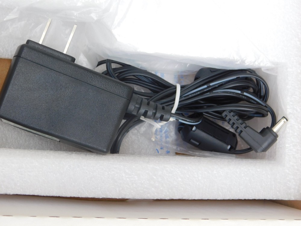 3M Micro Professional Projector MPro110 new open box