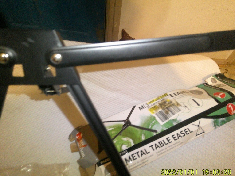 DALER ROWNEY METAL TABLE EASEL